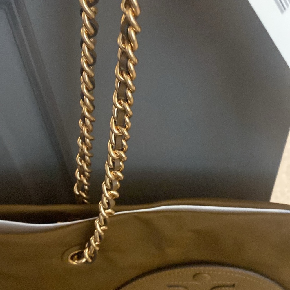 Tory Burch tote - Picture 3 of 9